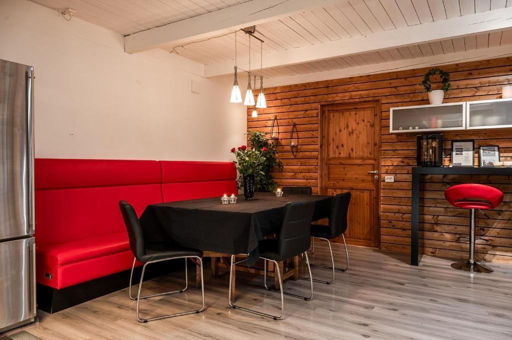 Unique Rustic Property In Skane Linderod Esterno foto